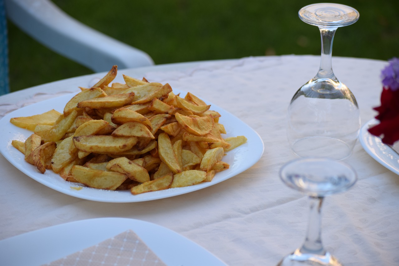 涉外美食测评与招聘，探索国际美食之旅涉外美食街在哪个门