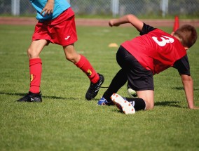 儿童入门碎钉足球鞋双星儿童足球鞋小学生碎钉训练鞋