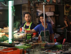 盛大美食市场，美食盛宴的繁华之地盛大食品鸡块