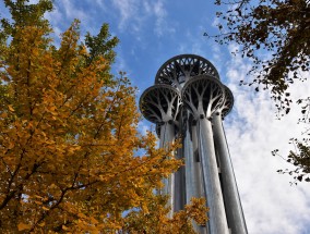 奥运会火炬路美食之旅奥运村火炬塔